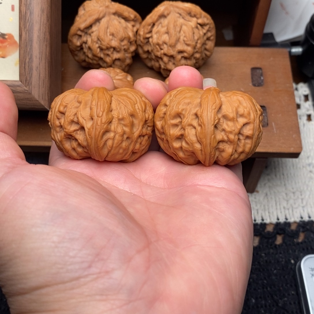 文玩核桃吊坠元宝43