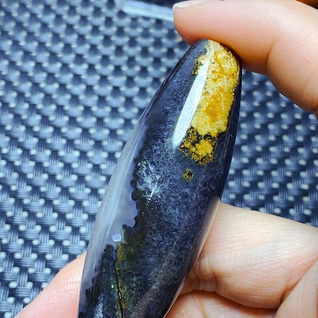 未镶嵌颈饰玛瑙/玉髓七**代