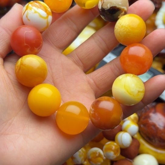 琥珀（花珀）手串未镶嵌蜜蜡
