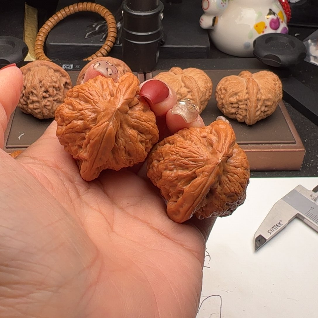 文玩核桃吊坠滢金公子42