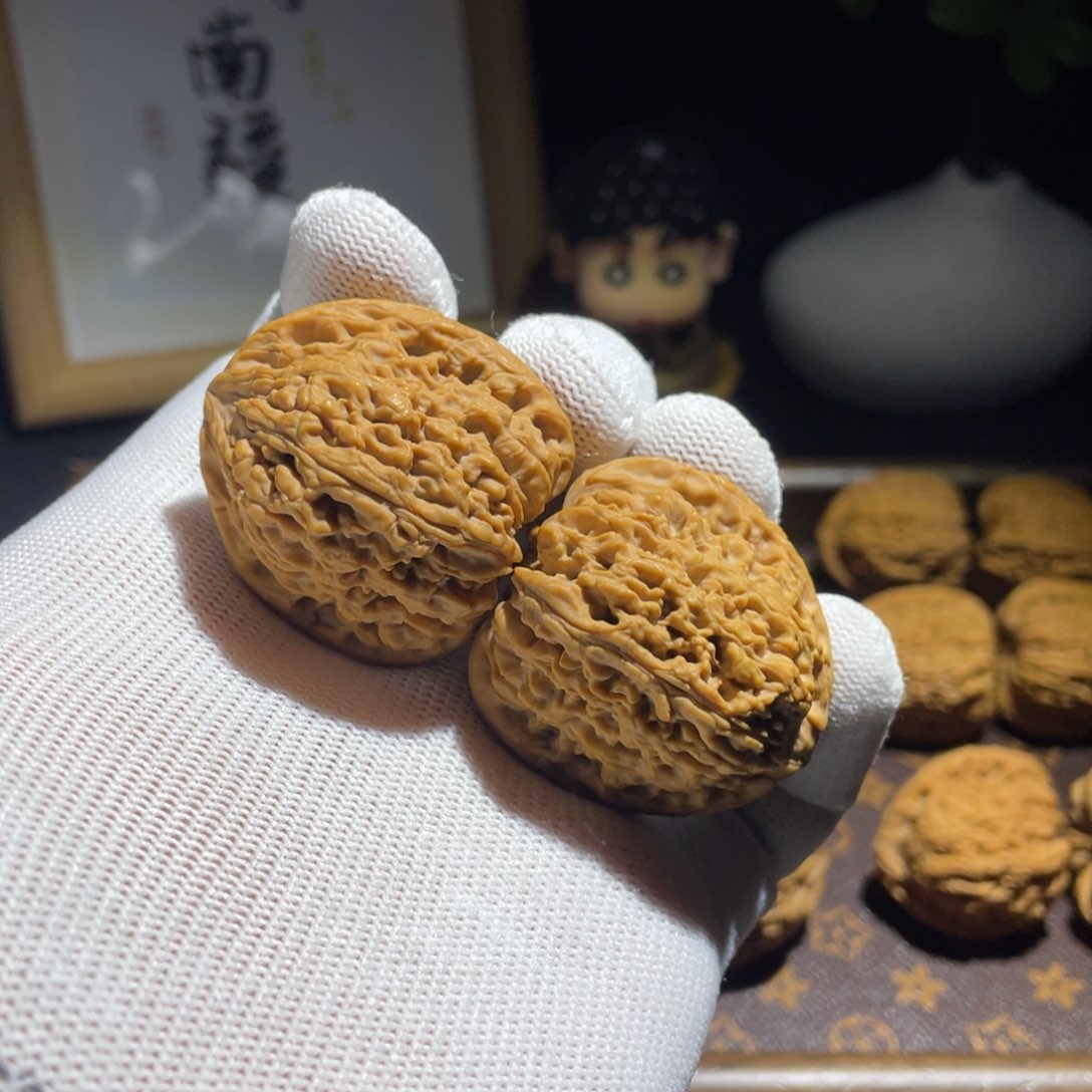 文玩核桃吊坠爱****瀚核桃