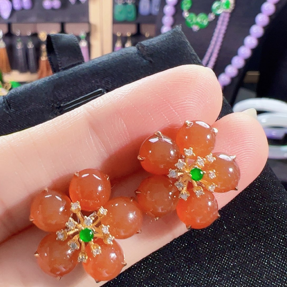 翡翠18K金镶嵌耳饰签收后24小时鉴赏期