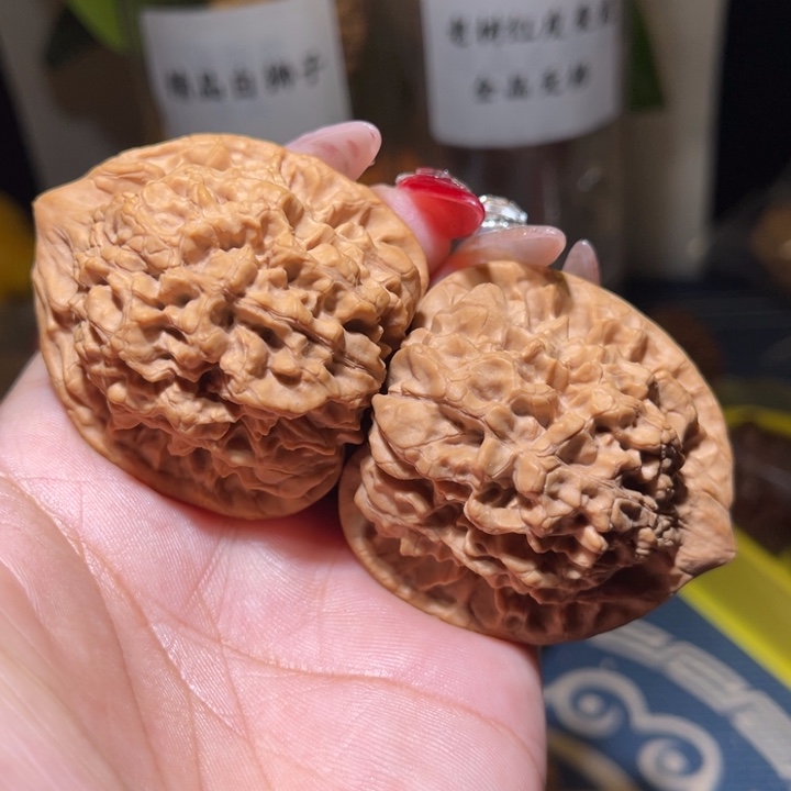 桃核把件                45