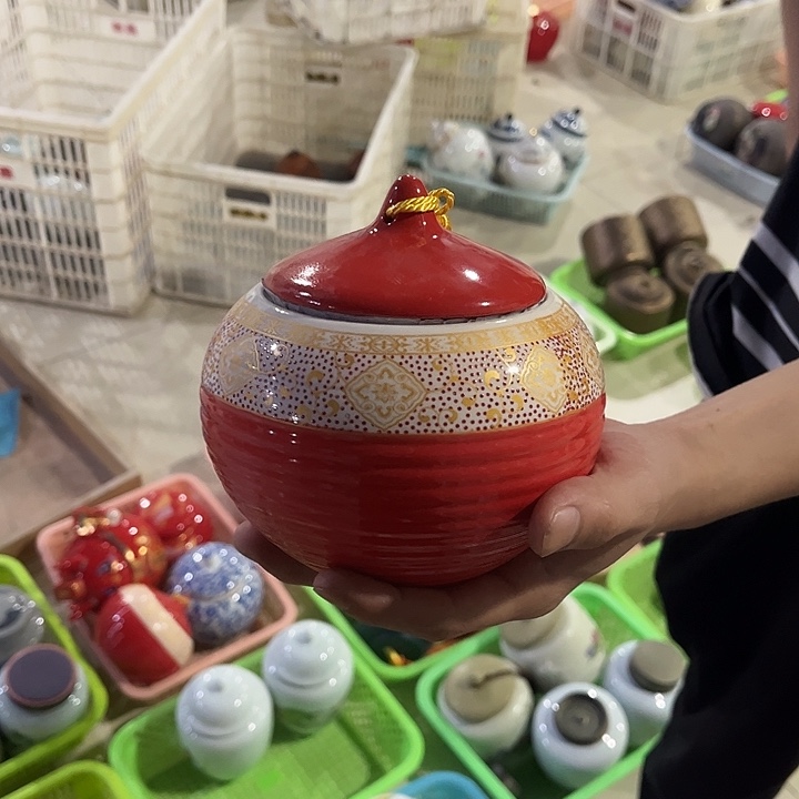 罐高档陶瓷茶叶罐储物罐密封罐！