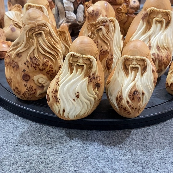 柏木（崖柏）香**庆留疤寿星