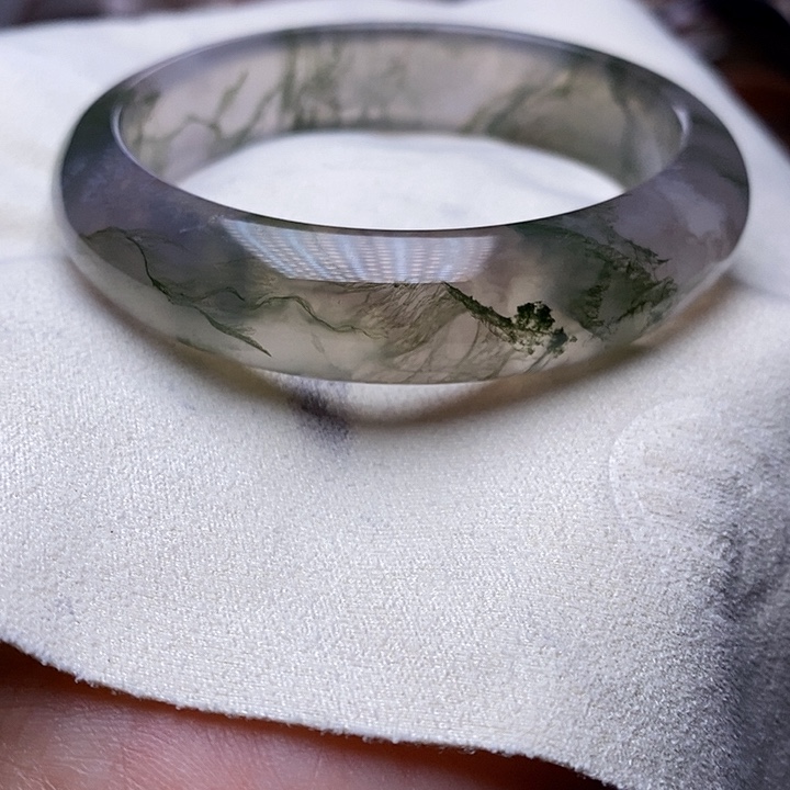 玛瑙/玉髓手镯未镶嵌木*