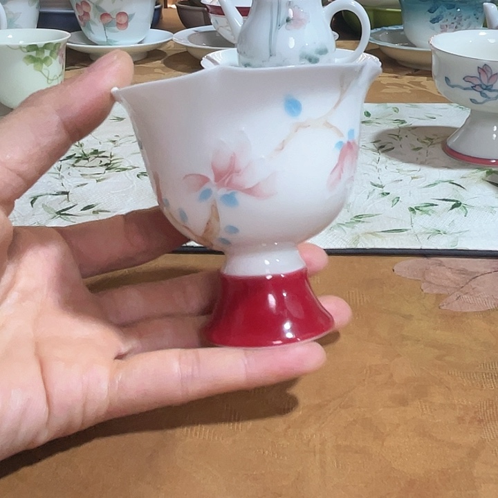 【闪购商品】玉兰风清高足杯哈哈哈哈