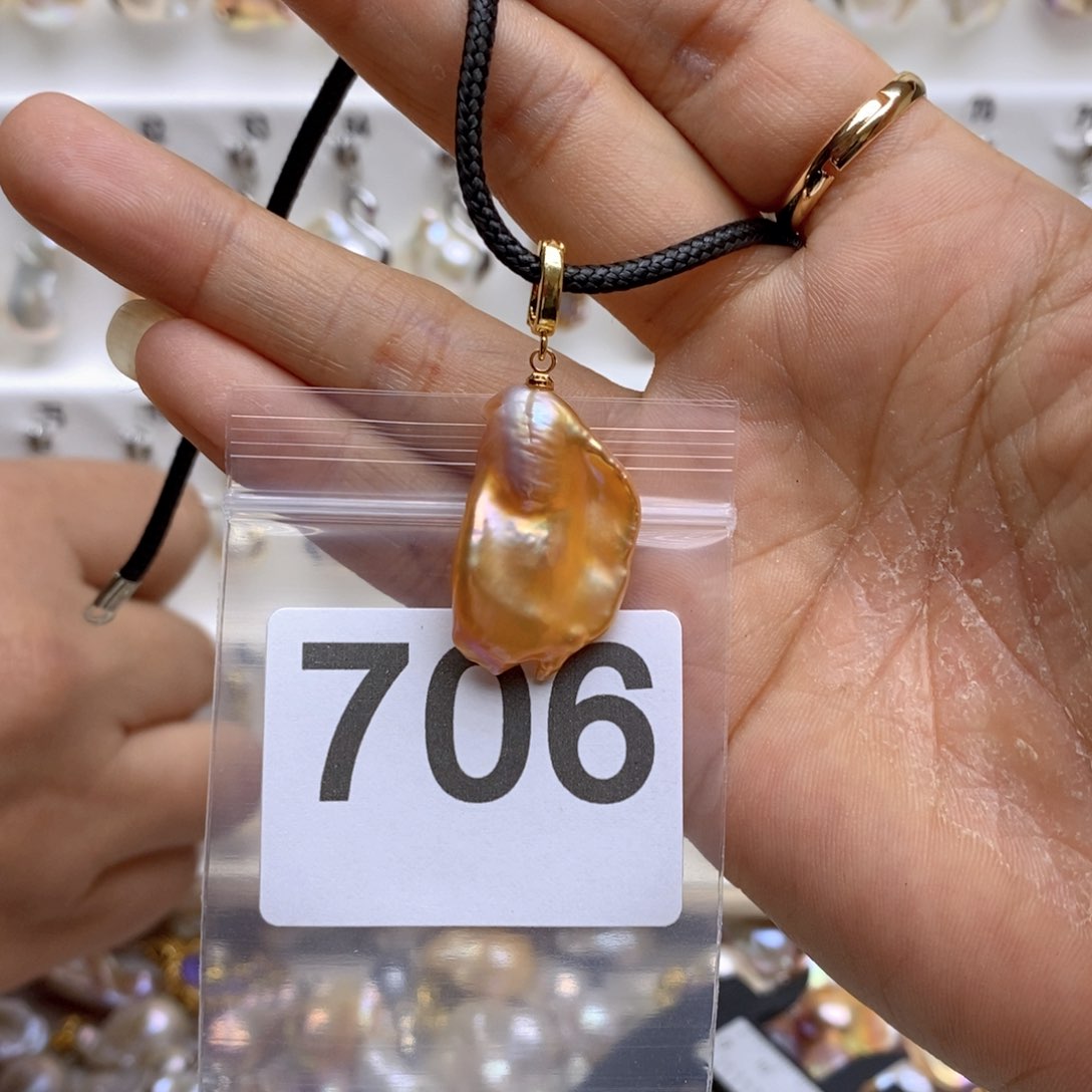 淡水珍珠颈饰银S925镶嵌706