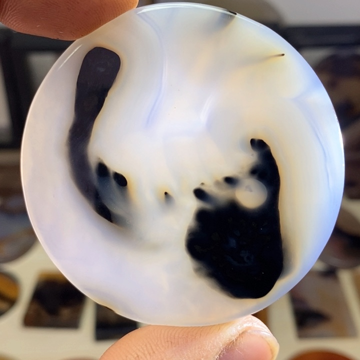 玛瑙/玉髓颈饰未镶嵌