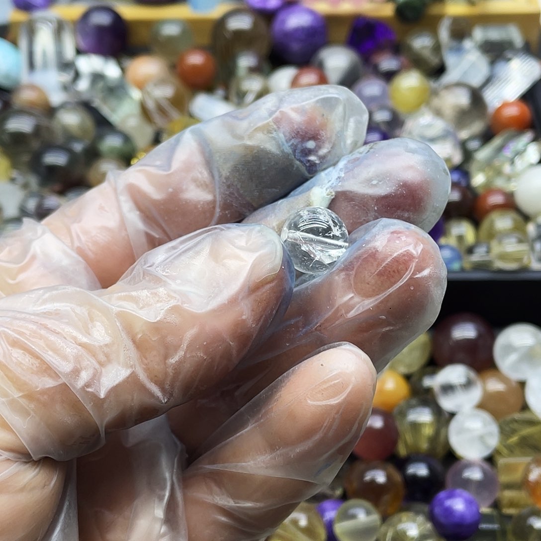 查罗石珠子合金没****莓