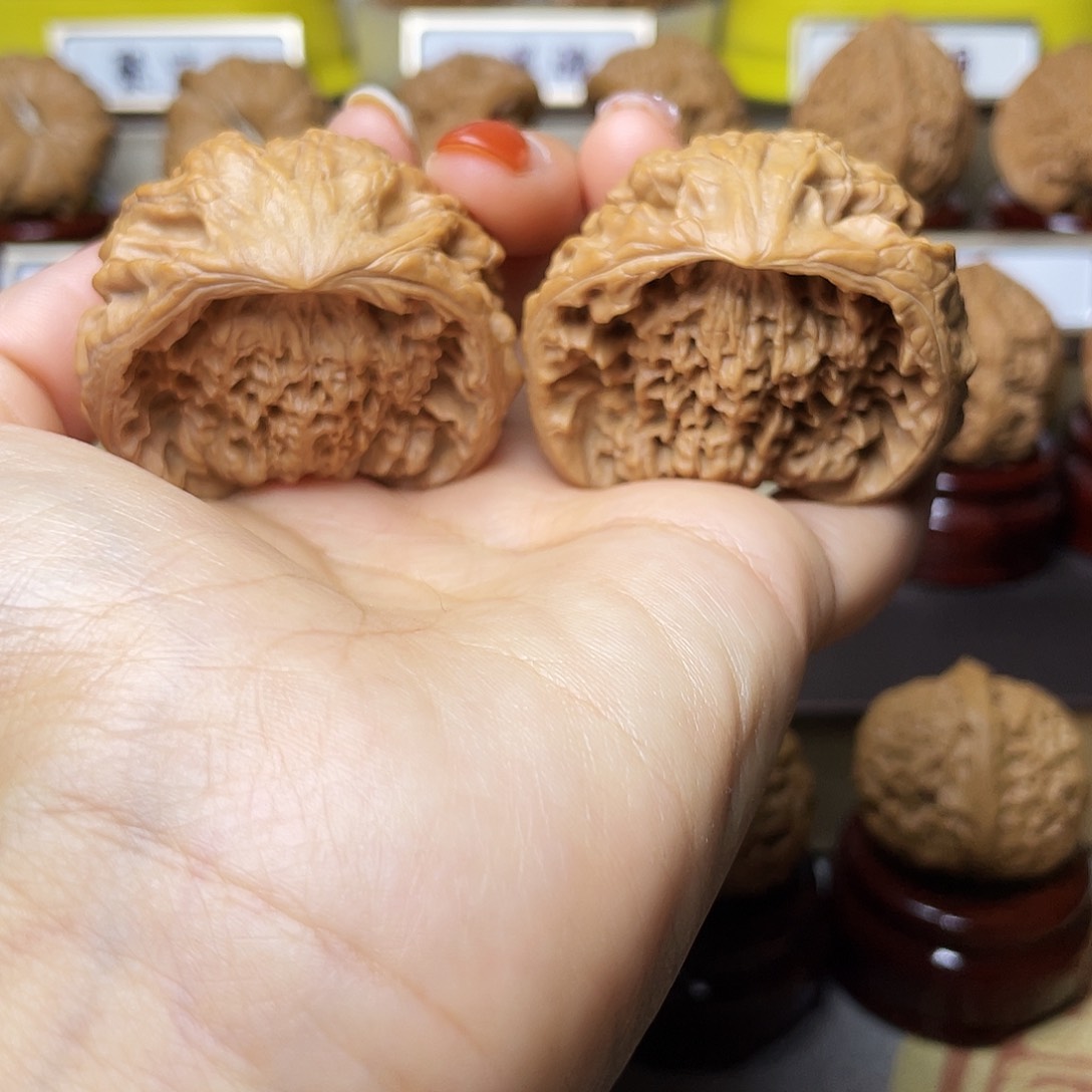 把件文玩核桃蛇王45左右