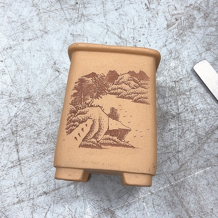 紫砂花盆紫砂的味道很好