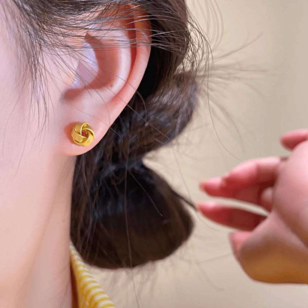 铜合金耳饰 法式山茶花耳扣轻奢气质法式高级感金色山茶花耳扣