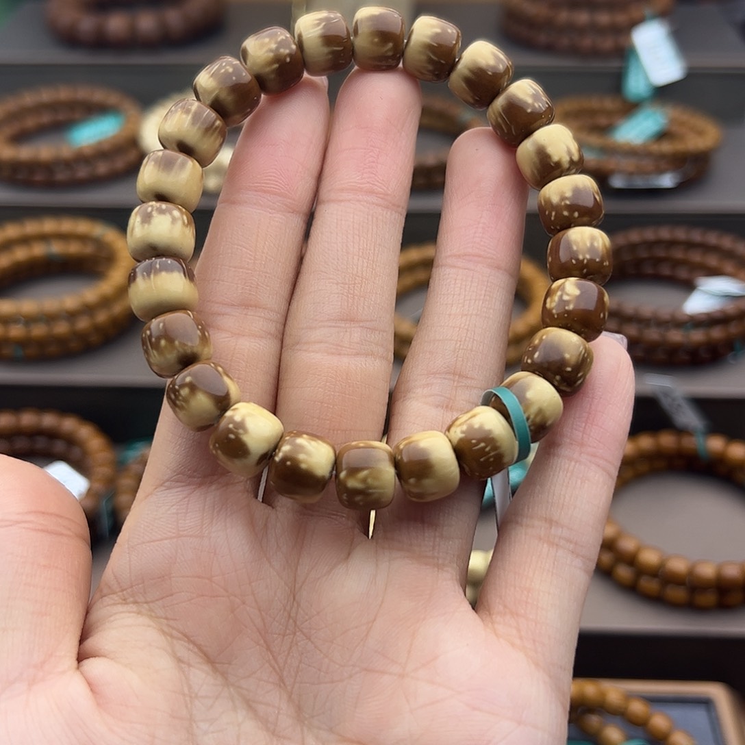 手串紫金鼠心****?10加实心老型花鼠