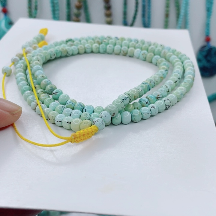 绿松石未镶嵌颈饰