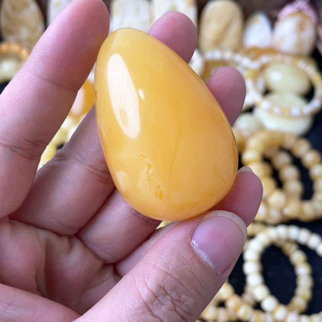 琥珀裸石未镶嵌?*焦皮蜡浓蜡水滴