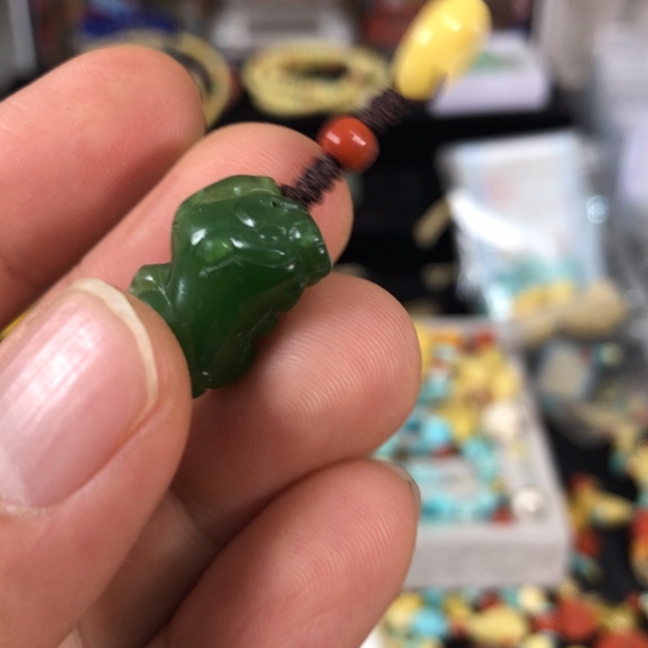 蜜蜡未镶嵌珠宝奇石