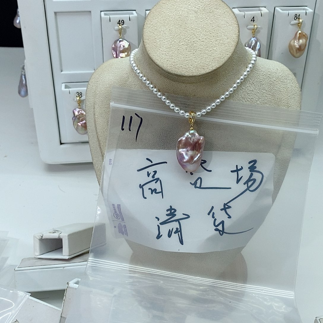 淡水珍珠颈饰合金