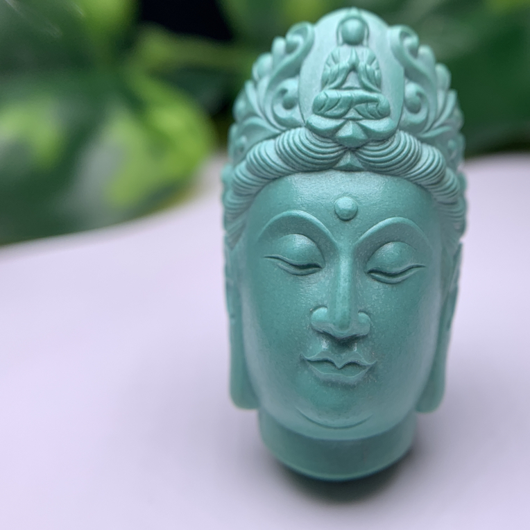 （何姐绿松石）原矿瓷釉级玉化绿料精雕观音，尺寸22.5×39x20.5重22g