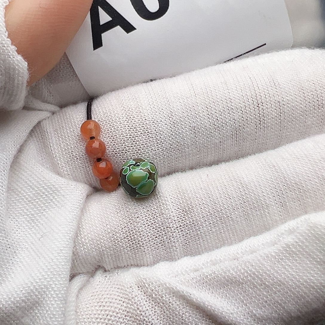 南红玛瑙未镶嵌珠宝奇石