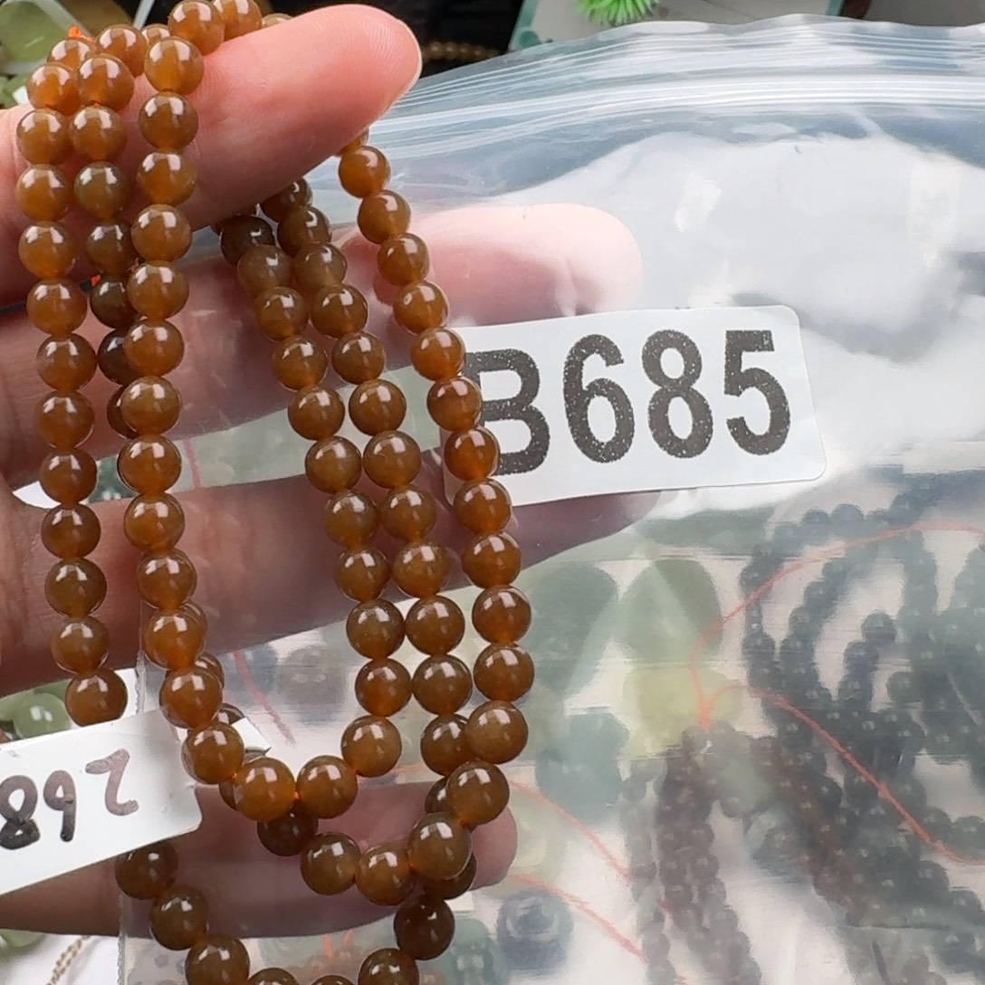 风***子和田玉未镶嵌珠宝奇石