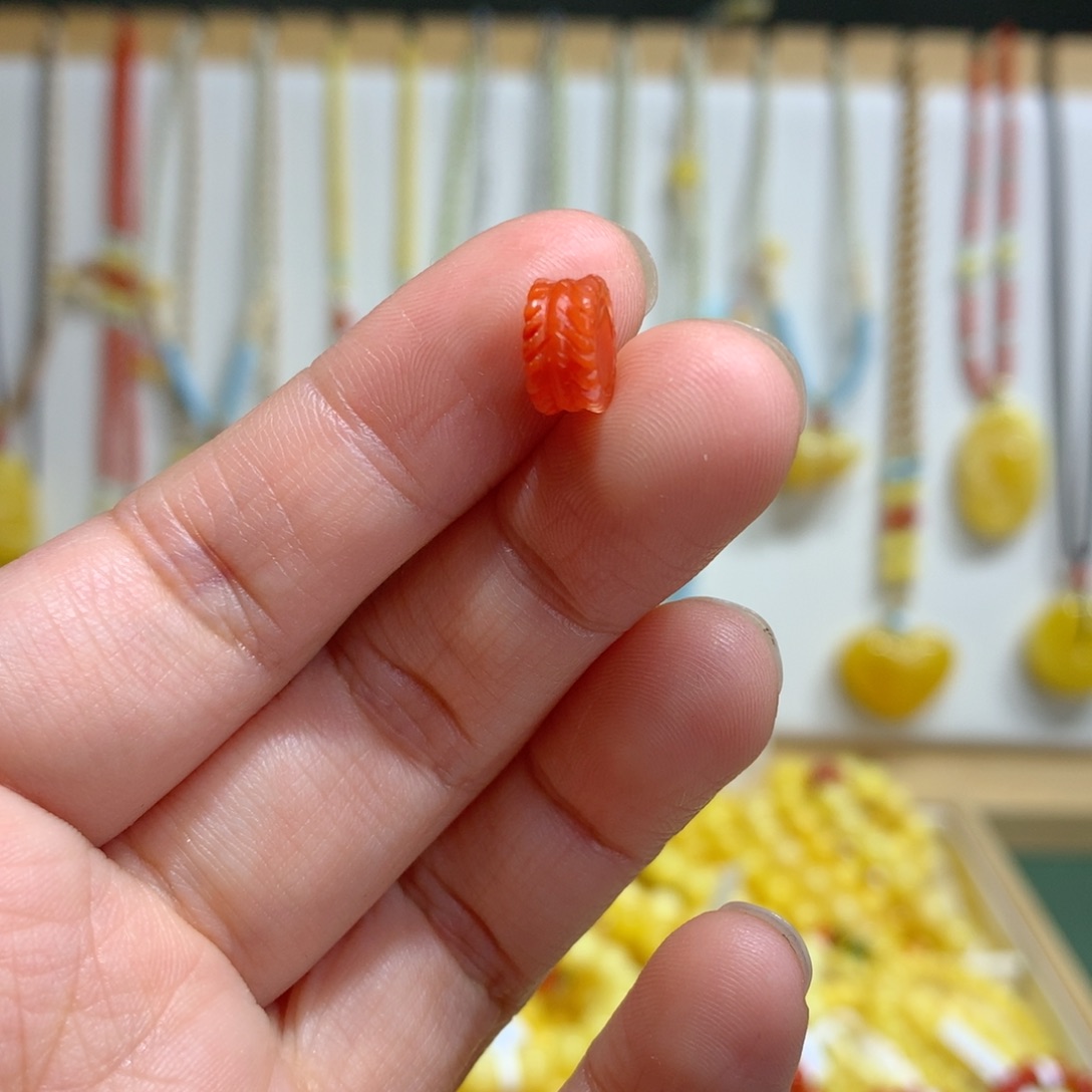 南红玛瑙未镶嵌珠宝半成品配饰8.5mm