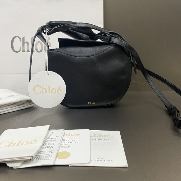 蔻依/包包/95新/市场价18000/250828zb0020