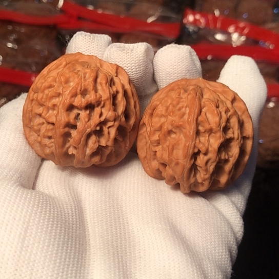 文玩核桃把件苹果园40