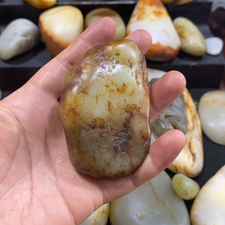 和田玉（糖玉）未镶嵌挂件