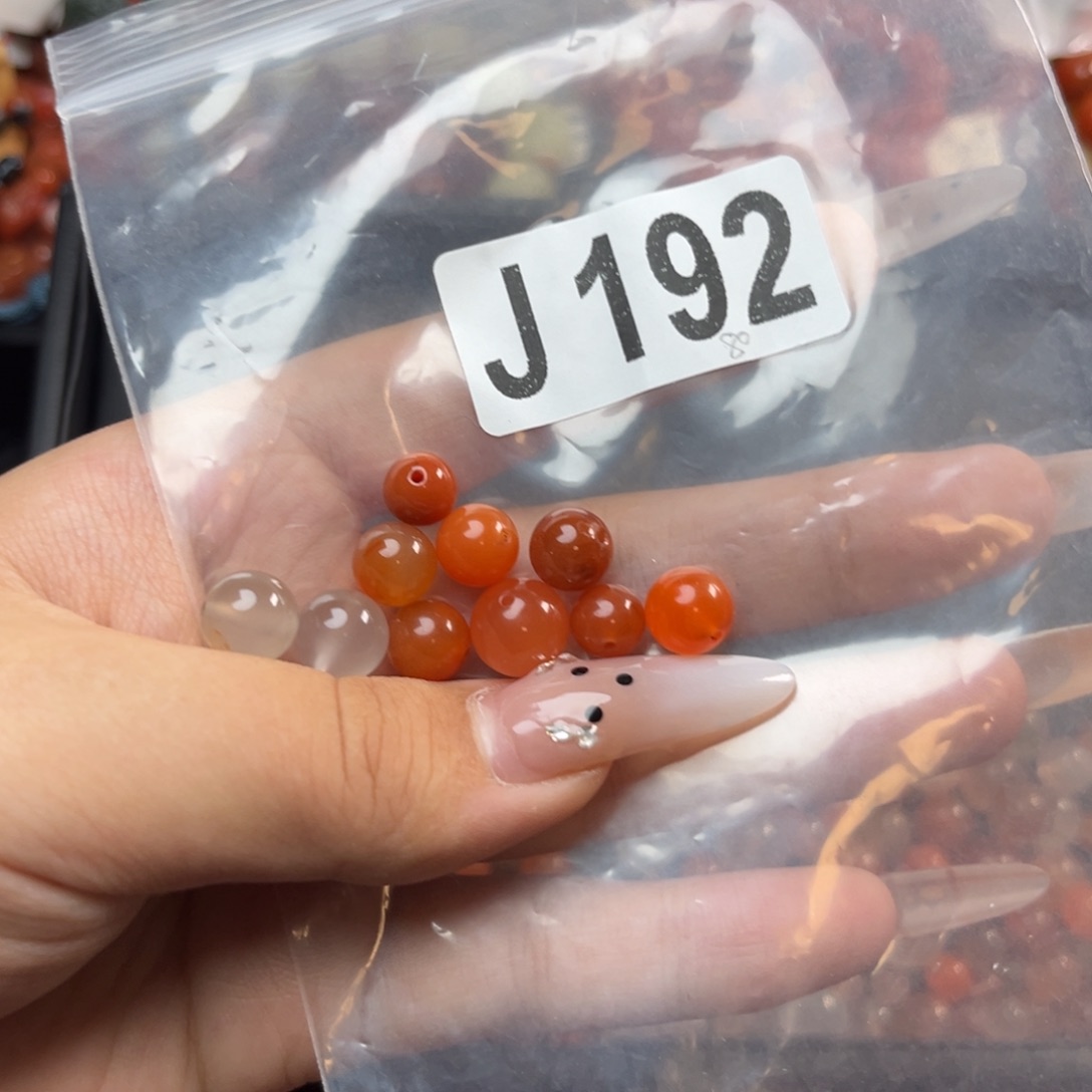未镶嵌南红玛瑙珠宝奇石