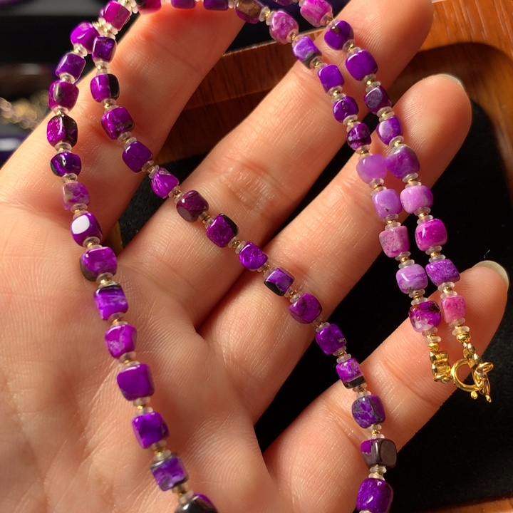 苏纪石（舒俱来）锁骨链18K金镶嵌