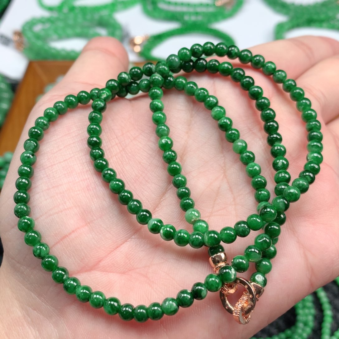 翡翠手链未镶嵌翡翠