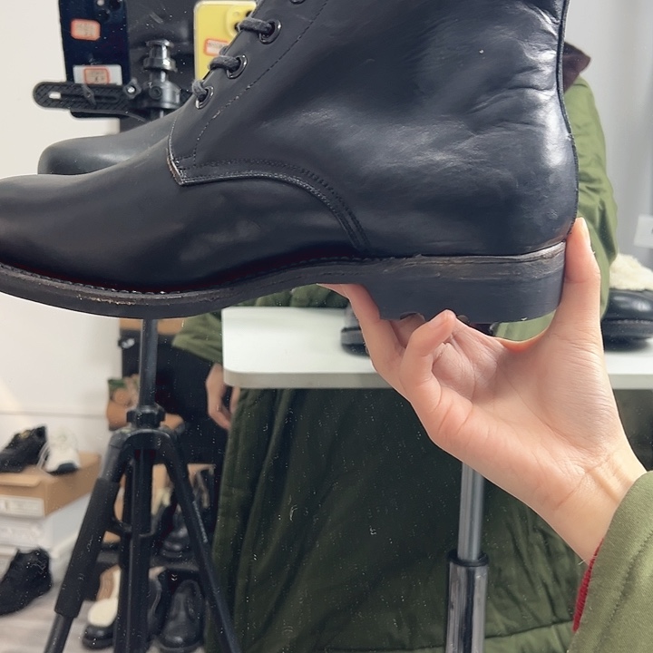 犏牛皮（革）87舰艇靴子单的42码毛的43码