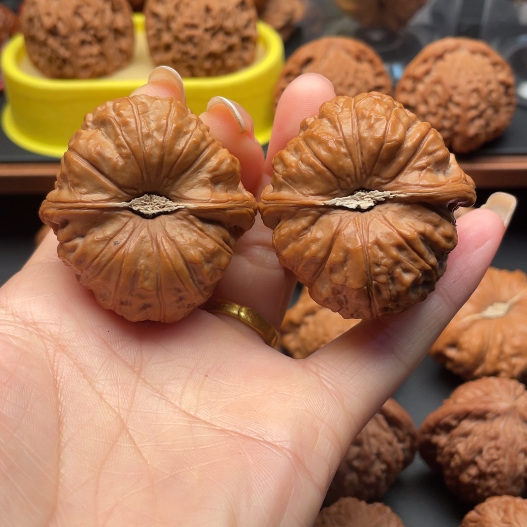 是***嘉文玩核桃把件南瓜墩43