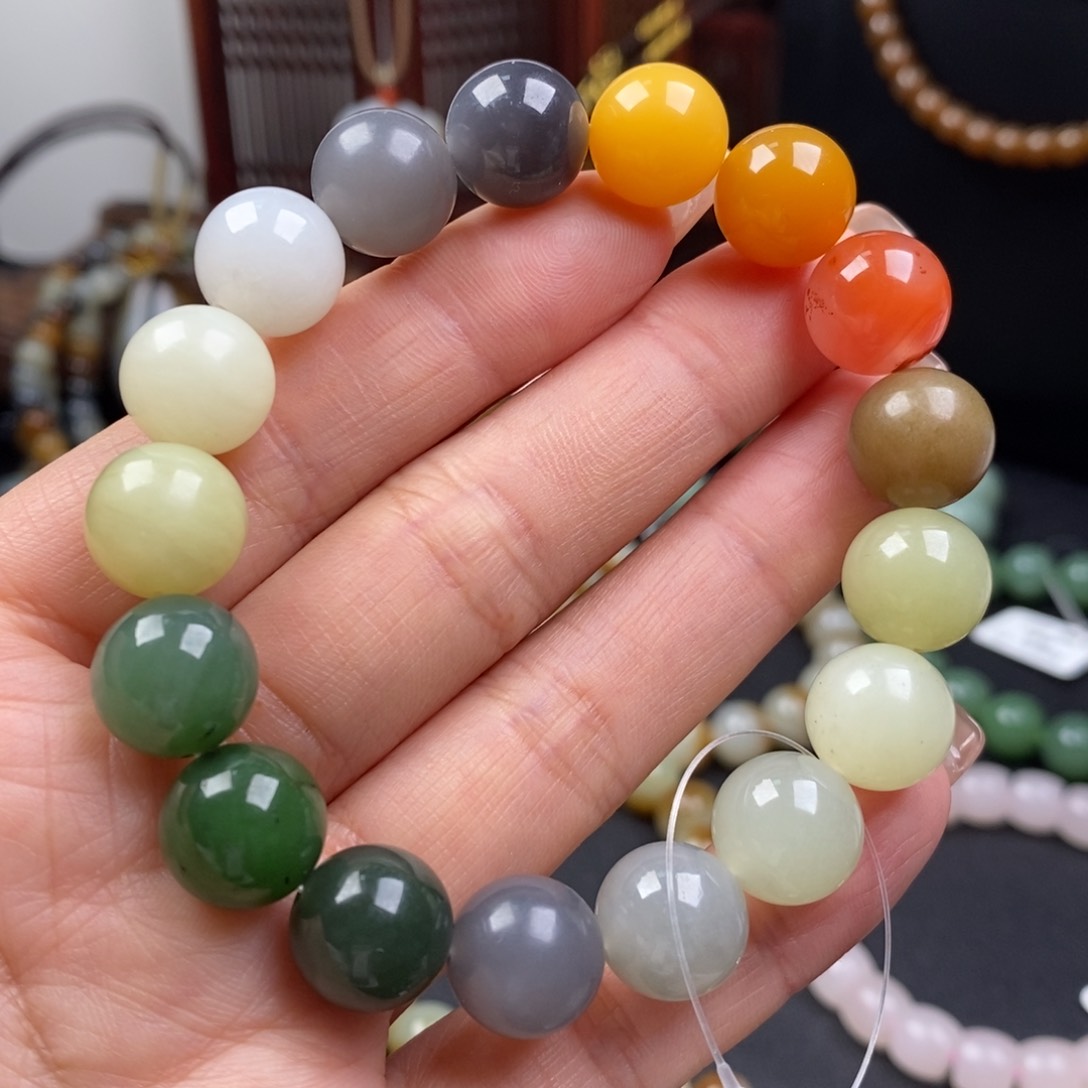 和田玉手串未镶嵌