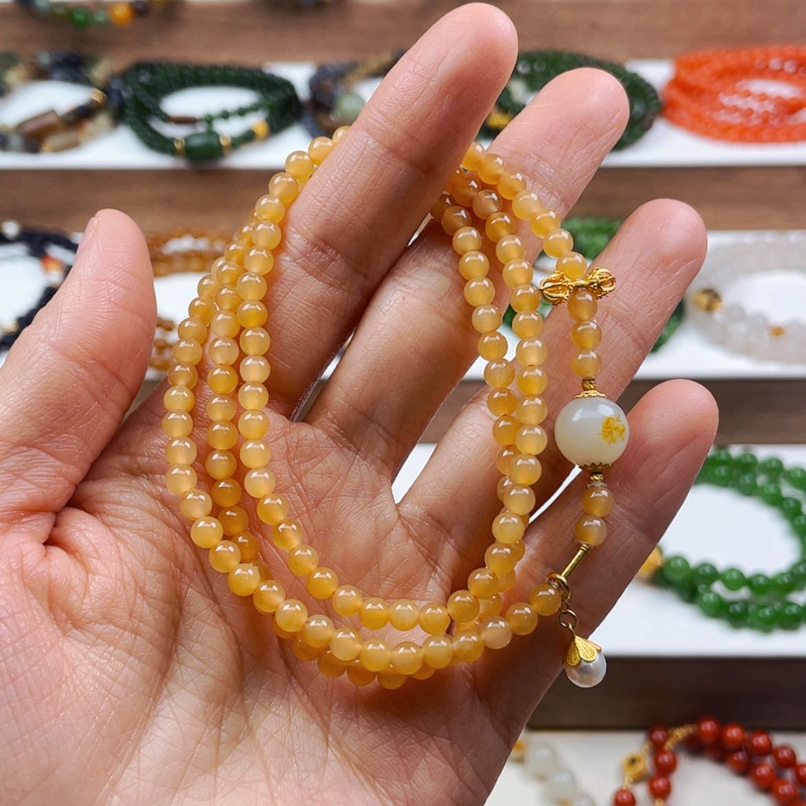 【闪购商品】和田玉耳钉未镶嵌