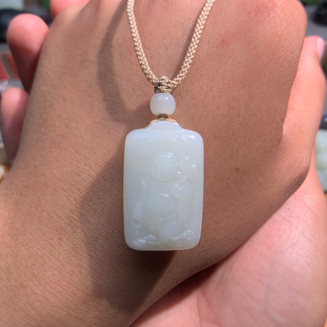 和田玉颈饰未镶嵌某*