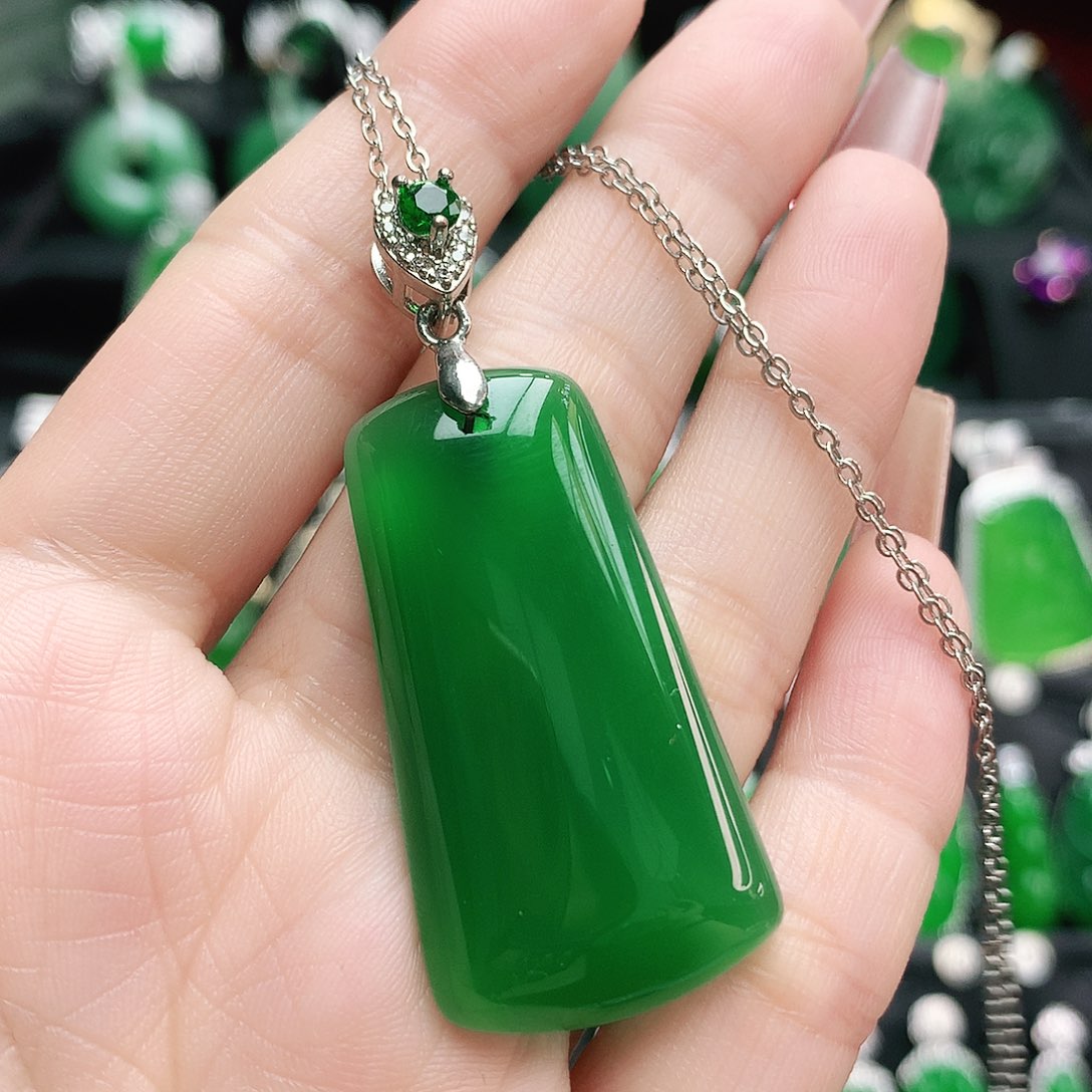 玛瑙/玉髓吊坠未镶嵌