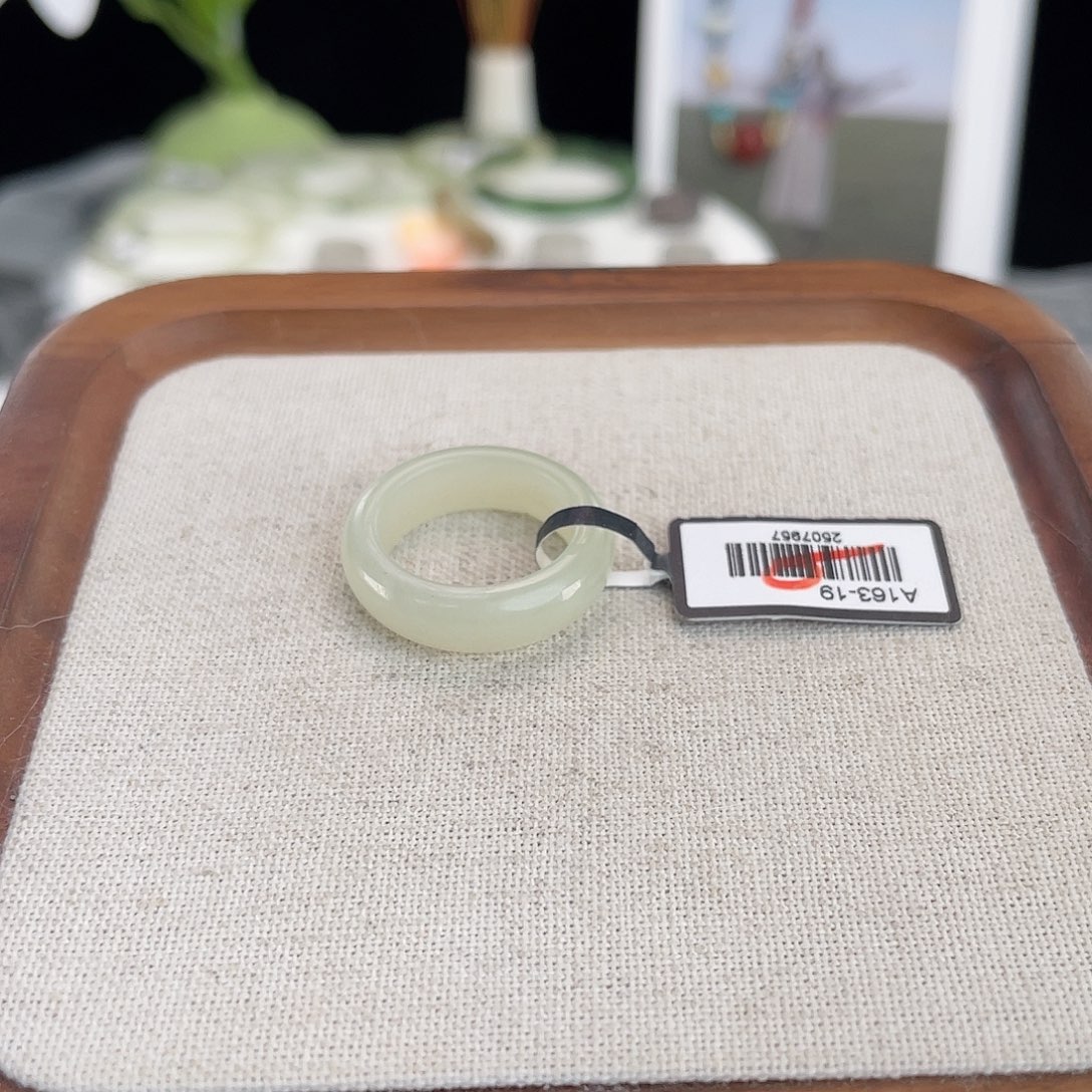 和田玉未镶嵌戒指u1奶黄泥鳅背17.2不退换