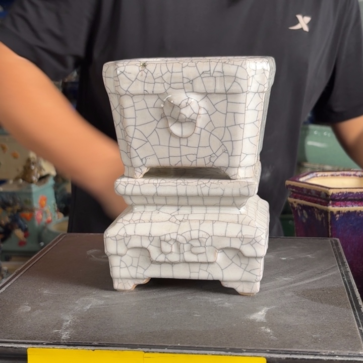 。一风堂石湾花盆 大气孔 内10*7