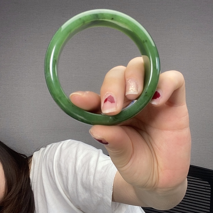 º***蓉和田玉未镶嵌手镯