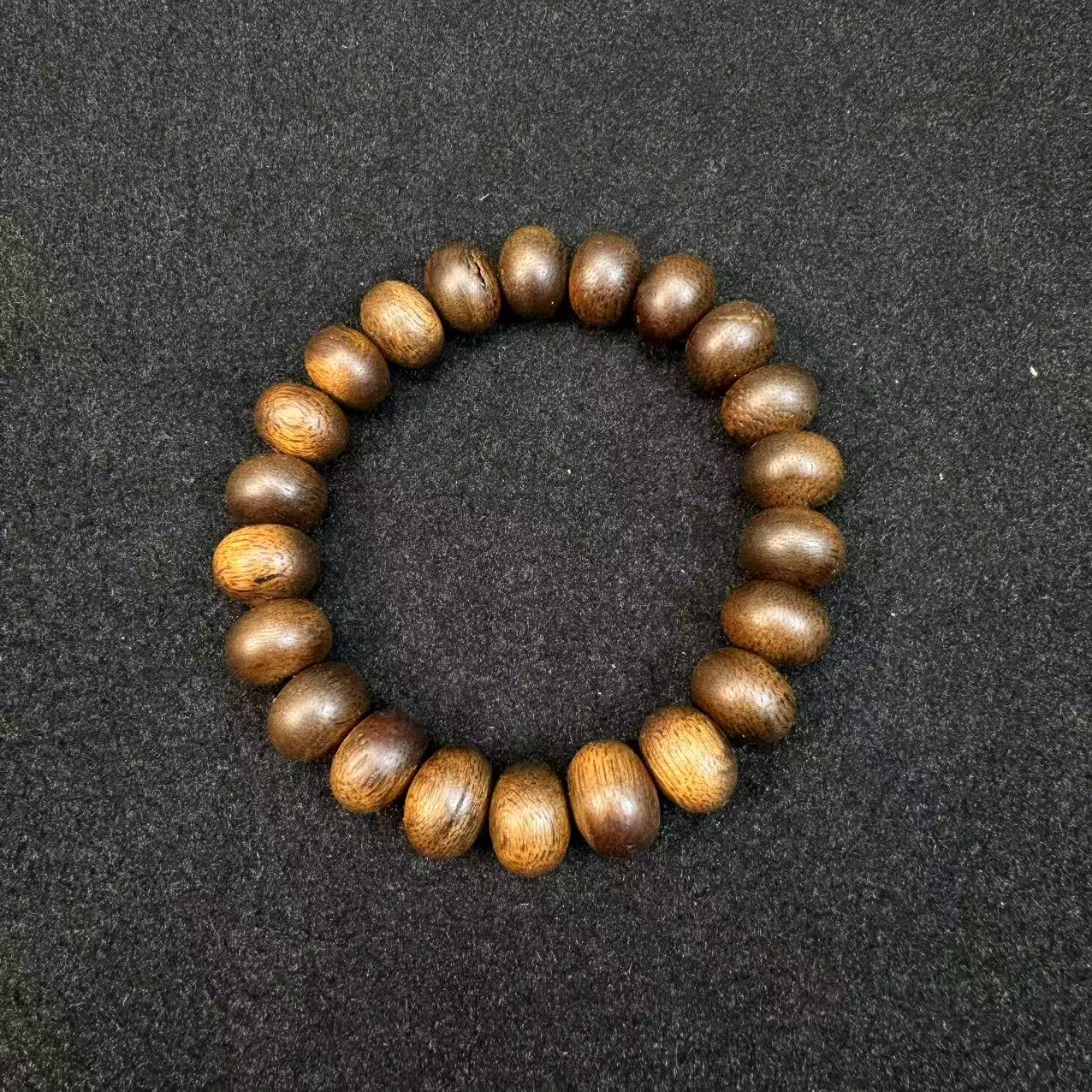 【瑞祥收藏馆】A132 沉香 13*9mm