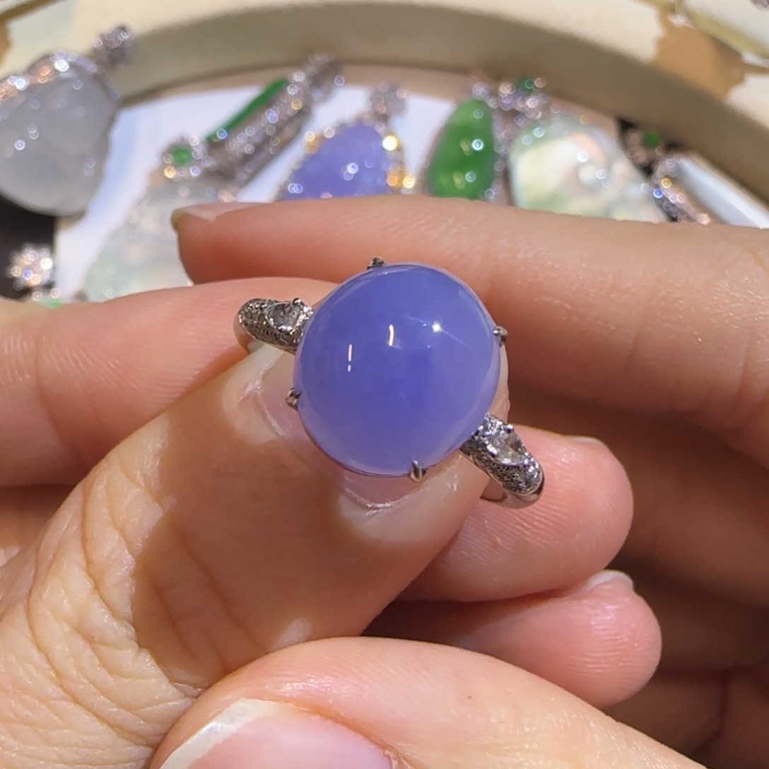 翡翠18K金镶嵌颈饰精品