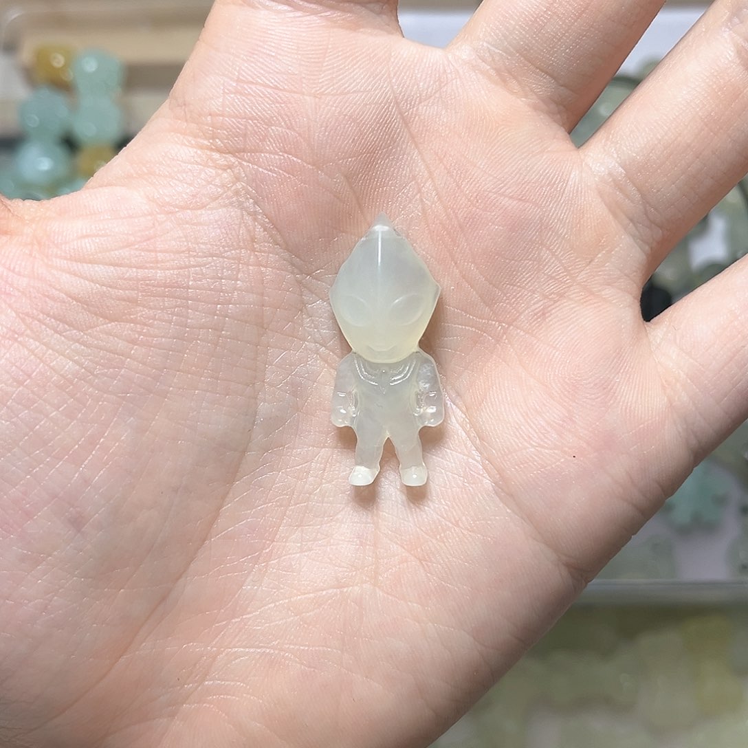 岫玉颈饰未镶嵌编好绳子发货