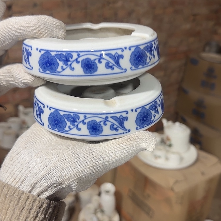 库存微瑕两个包邮