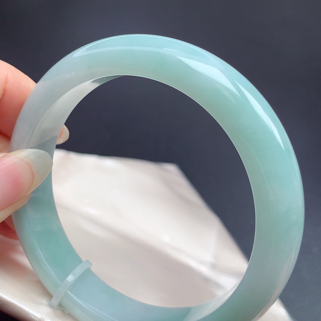 翡翠未镶嵌手镯58.4圈口