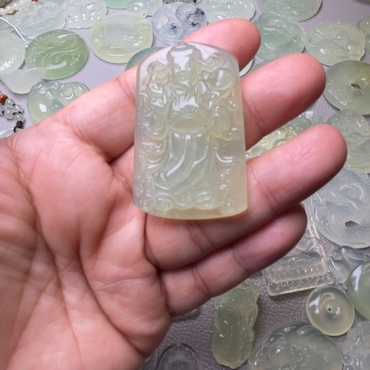 岫玉吊坠(赠链)未镶嵌