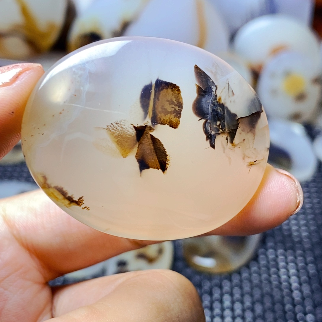 玛瑙/玉髓未镶嵌珠宝半成品