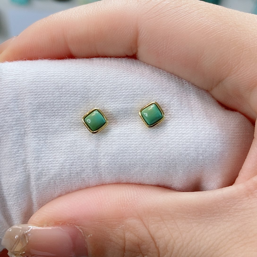 未镶嵌南红玛瑙珠宝奇石