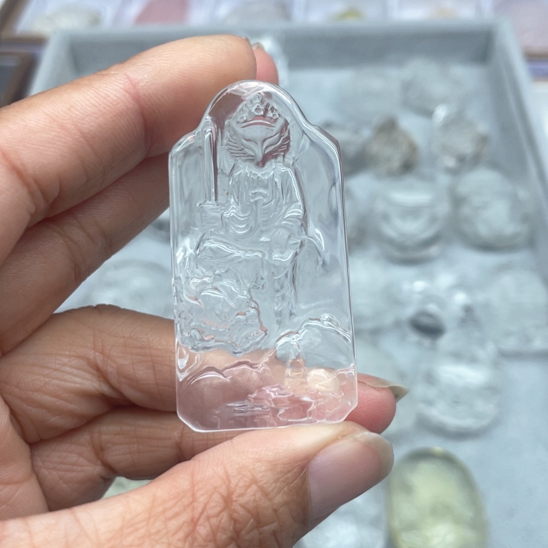 水晶吊坠(不含链)未镶嵌我****黄